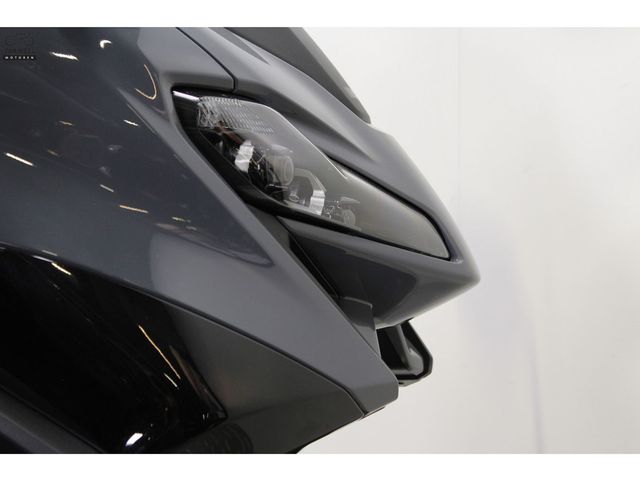 yamaha - tmax-tech-max