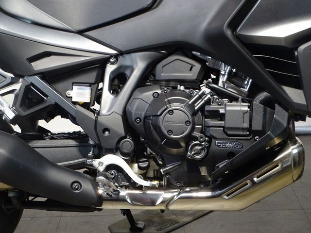 honda - nt-1100-dct
