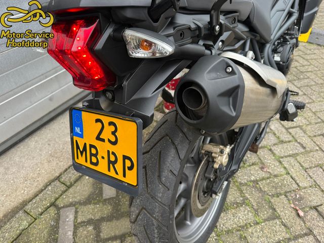 triumph - tiger-800