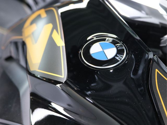 bmw - r-1300-gs-adventure-aurum-edition