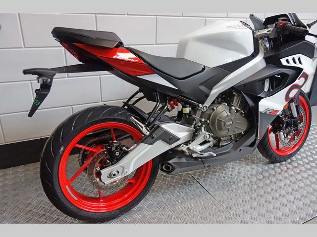 aprilia - rs-457