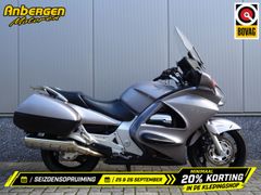 Honda ST 1300 PAN European 2002 occasion – foto 1 van 16