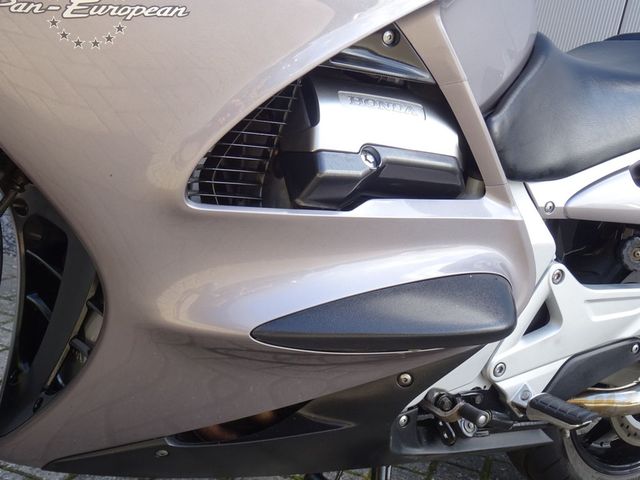 honda - st-1300-pan-european