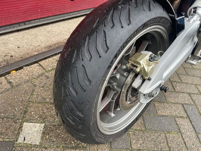 aprilia - sl-750-shiver