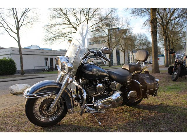 harley-davidson - heritage-softail