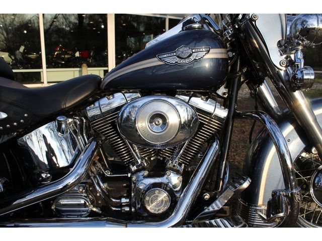 harley-davidson - heritage-softail