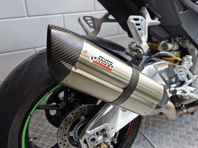 aprilia - tuono-v4