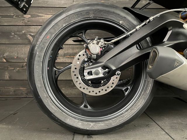 triumph - street-triple-765-rs