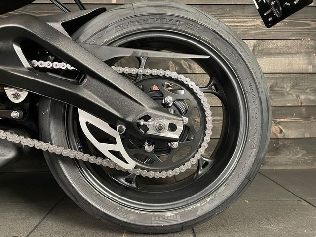 triumph - street-triple-765-rs