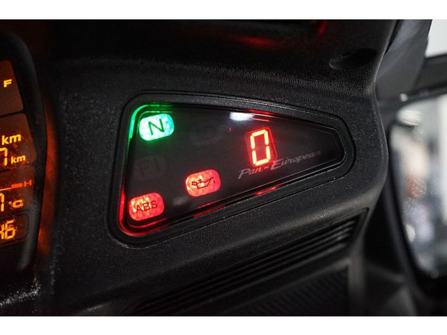 honda - st-1300-pan-european