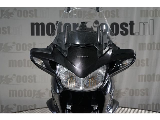 honda - st-1300-pan-european