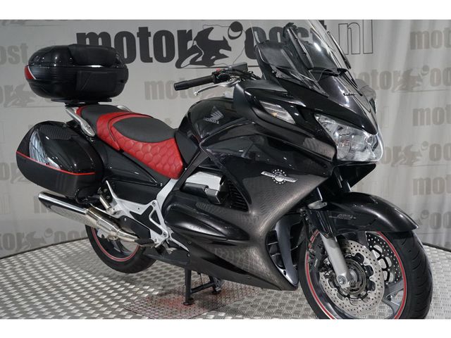 honda - st-1300-pan-european