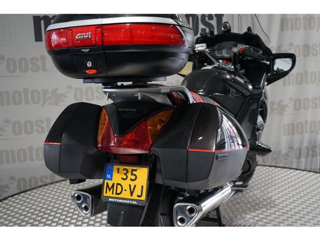 honda - st-1300-pan-european