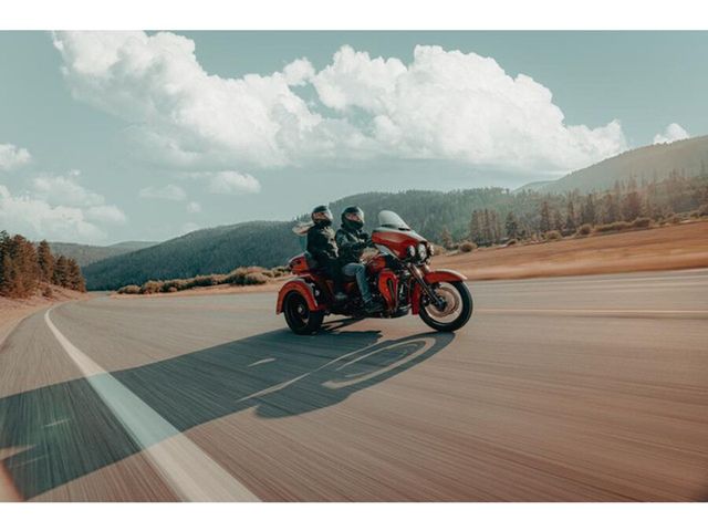 harley-davidson - tri-glide-ultra-classic-flhtcutg