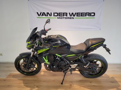 KAWASAKI Z650 – foto 2