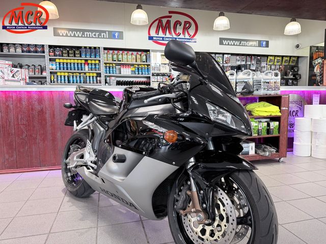 honda - cbr-1000-rr-fireblade