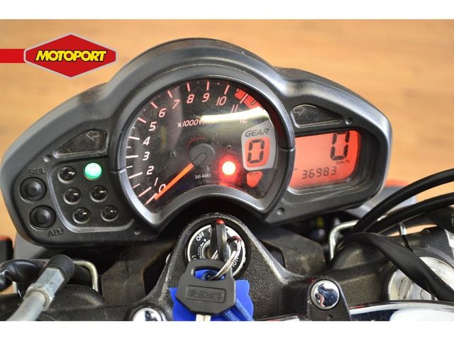 suzuki - sfv-650-gladius