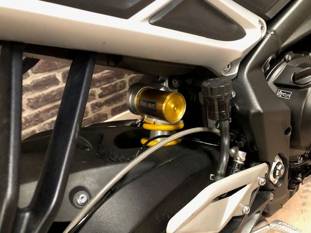 triumph - street-triple-rs