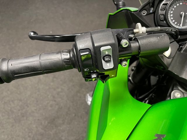 kawasaki - z-1000-sx-abs