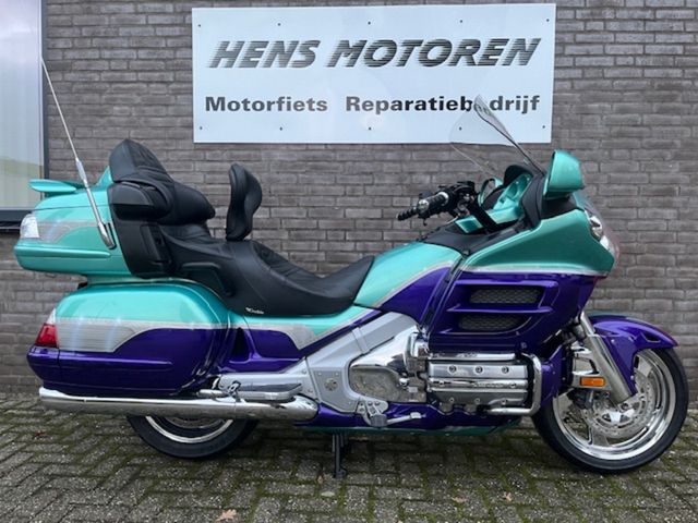 honda - gl-1800-goldwing