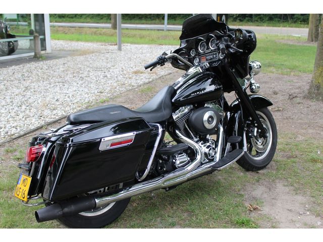 harley-davidson - electra-glide-ultra-classic-flhtcu