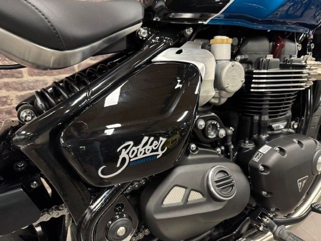 triumph - bonneville-bobber