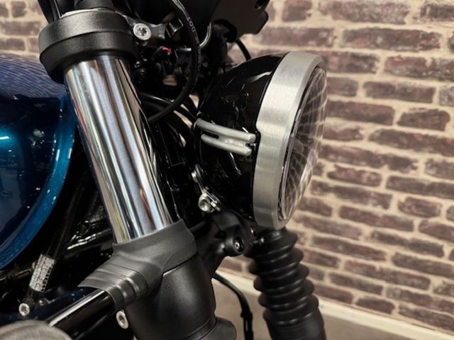 triumph - bonneville-bobber