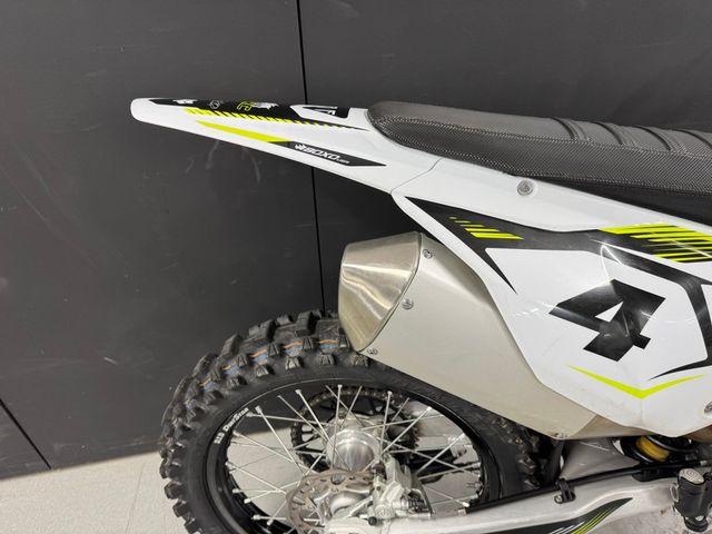 triumph - tr-450-x-rc