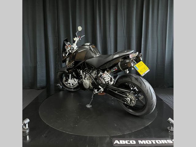 ktm - 990-super-duke
