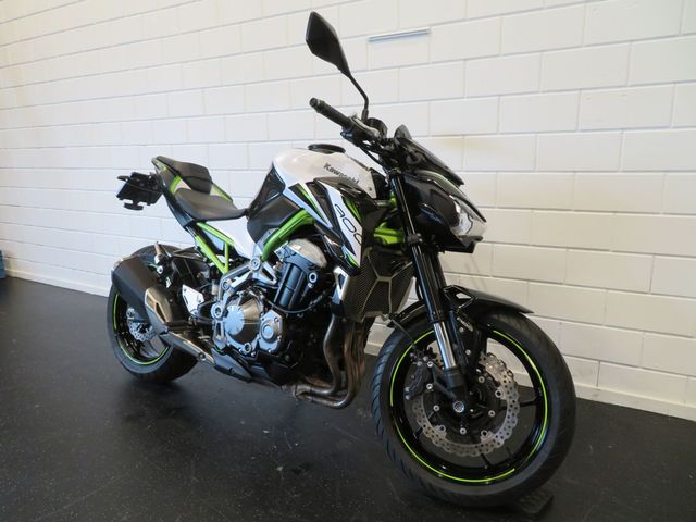 kawasaki - z900
