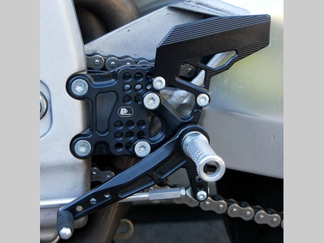 aprilia - rsv-4-r