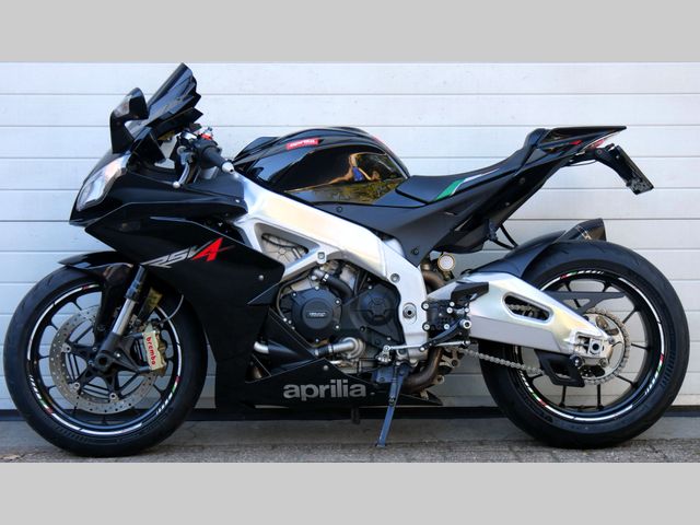 aprilia - rsv-4-r