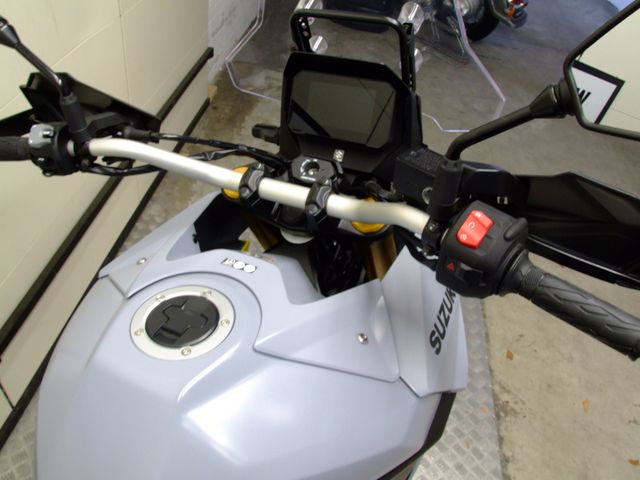 suzuki - v-strom-800-de