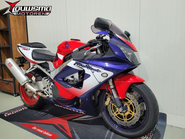 honda - cbr-900-rr-fireblade