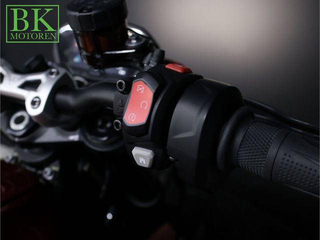 triumph - street-triple-rs