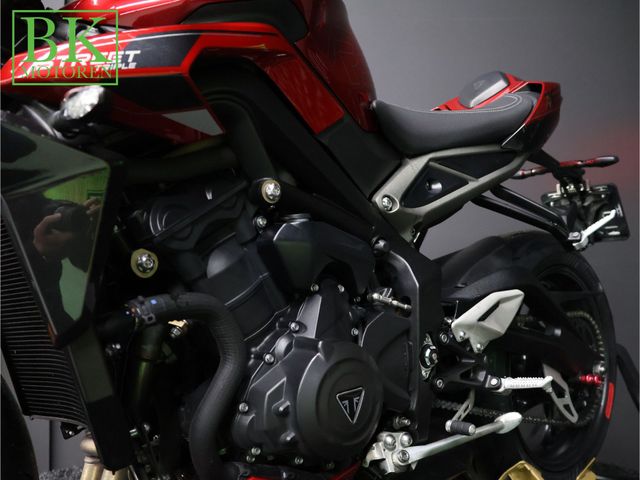triumph - street-triple-rs