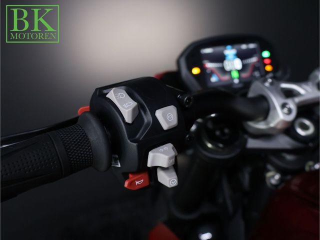 triumph - street-triple-rs