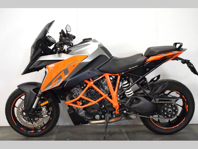 ktm - 1290-super-duke-gt