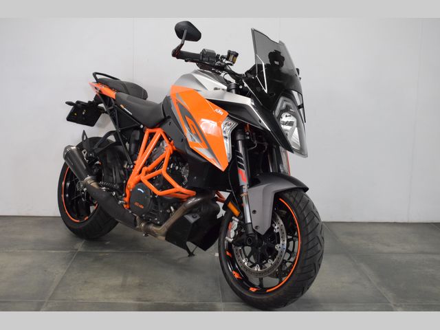 ktm - 1290-super-duke-gt
