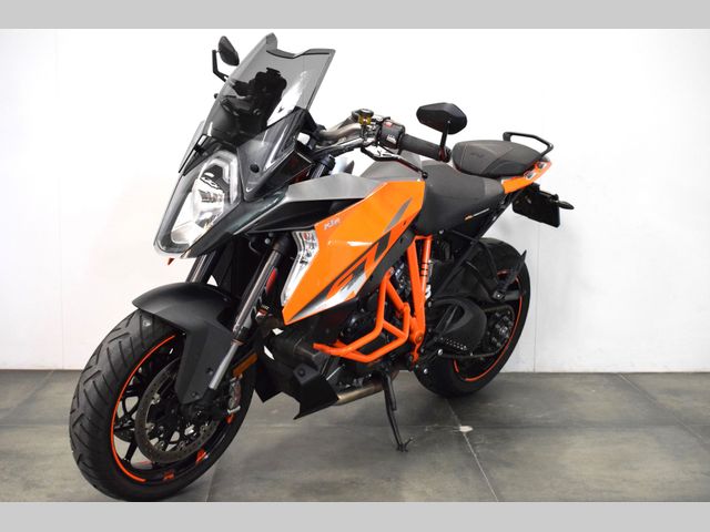 ktm - 1290-super-duke-gt
