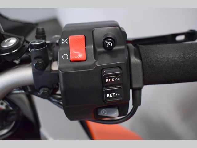 ktm - 1290-super-duke-gt
