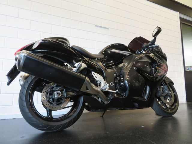 suzuki - gsx-r-1300-hayabusa