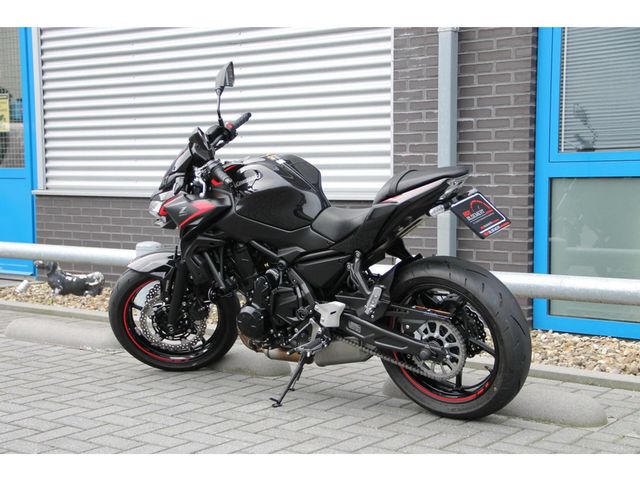kawasaki - z650
