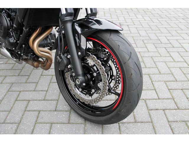 kawasaki - z650