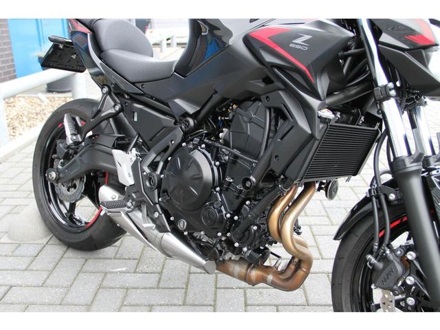 kawasaki - z650