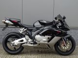 HONDA CBR 1000 RR FIREBLADE