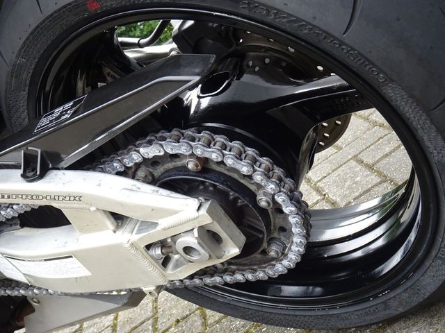 honda - cbr-1000-rr-fireblade