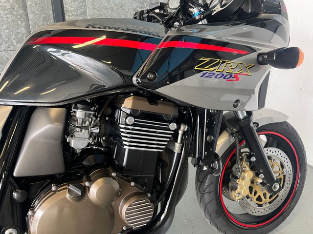 kawasaki - zrx-1200-s