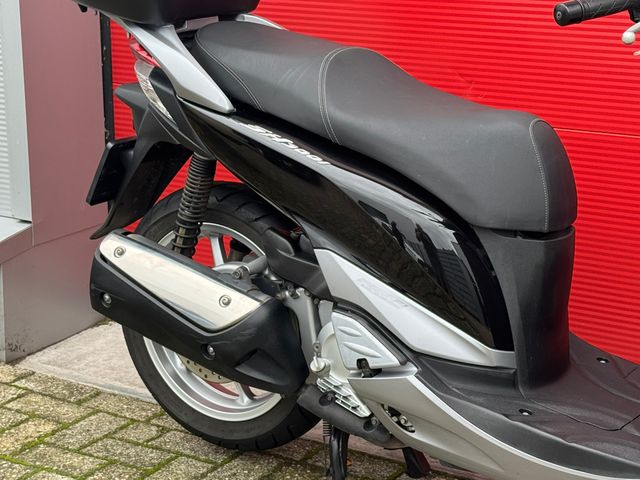 honda - sh-300i---abs