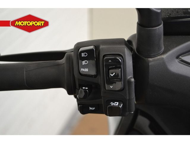 yamaha - x-max-300-tech-max